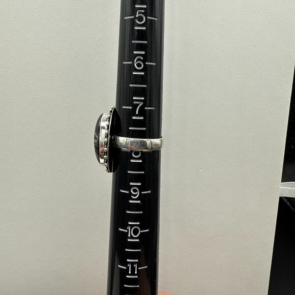 Cocktail Ring Size 8 Black Purple Stone Unpolished Cabochon Silver Tone Band - Picture 8 of 10